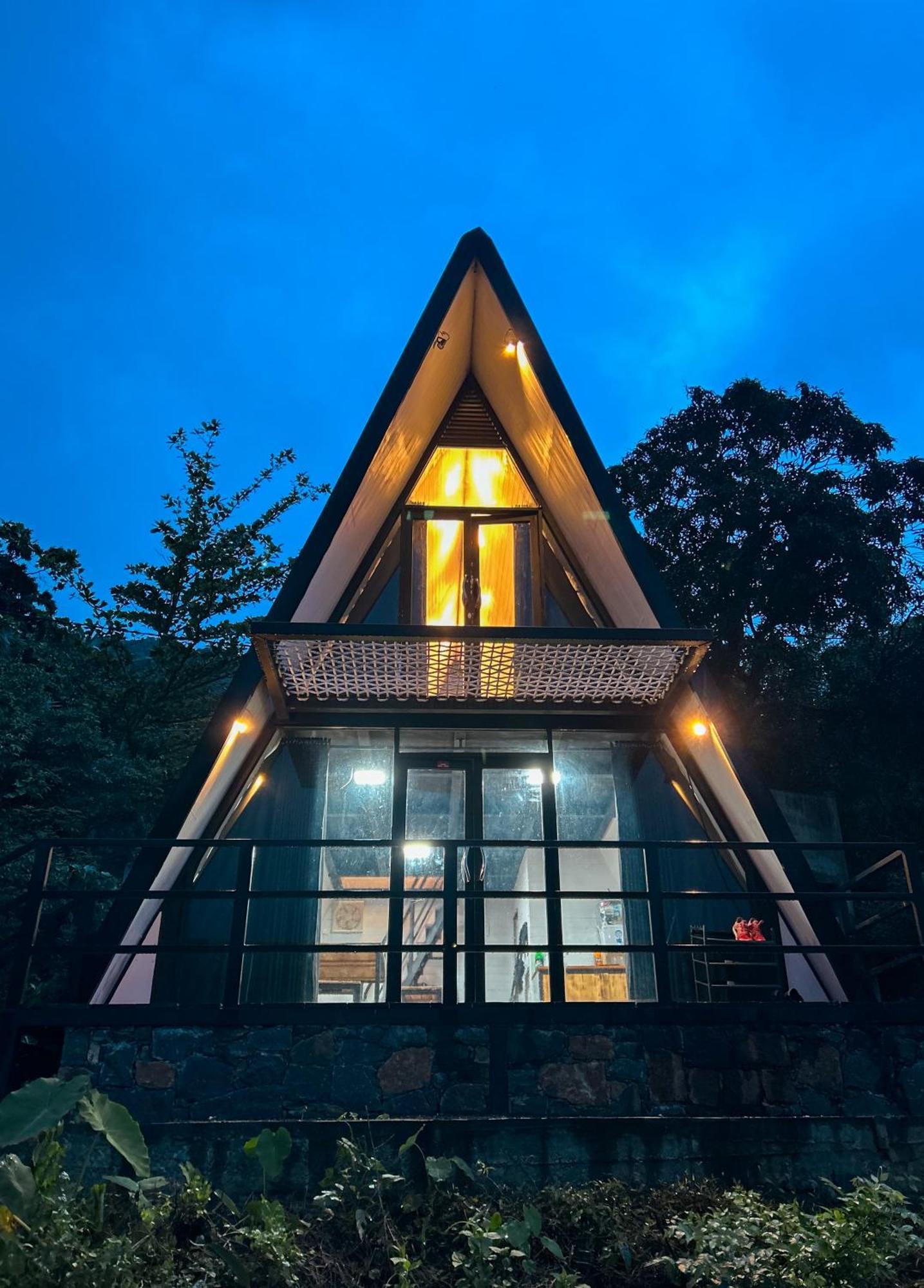 A Frame Riverston Matale Exterior photo